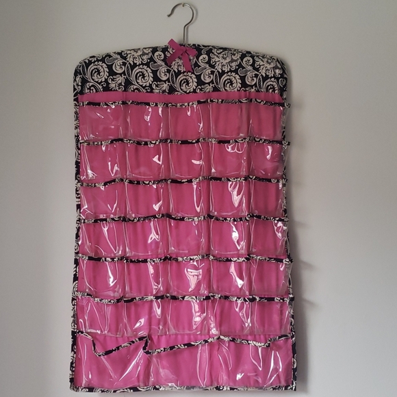 Organizer - Picture 1 of 3